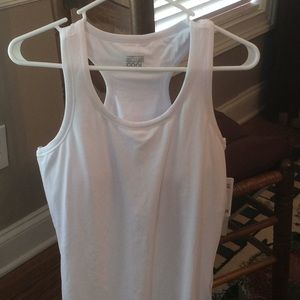 Women’s 32 Degree ribbed tank.